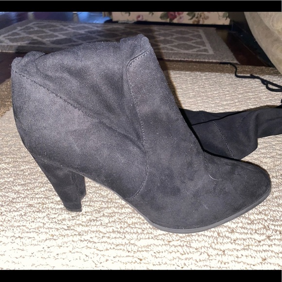 Over the knee suede black boots - Picture 4 of 5